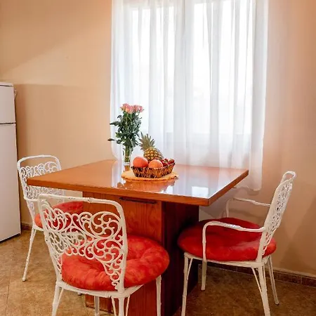 Bijoux, Private Pool, 500m To The Sea And Two For Two Families Vodnjan