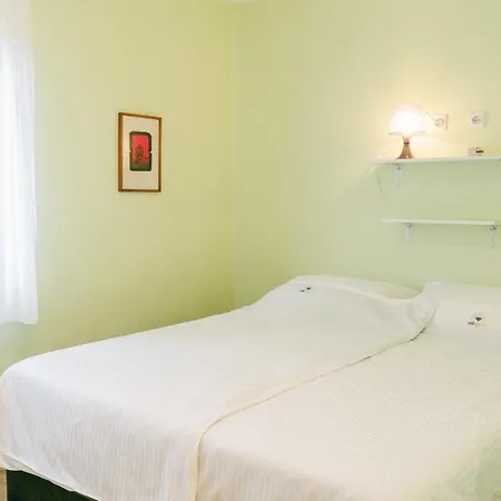 Bijoux, Private Pool, 500m To The Sea And Two For Two Families Holiday home